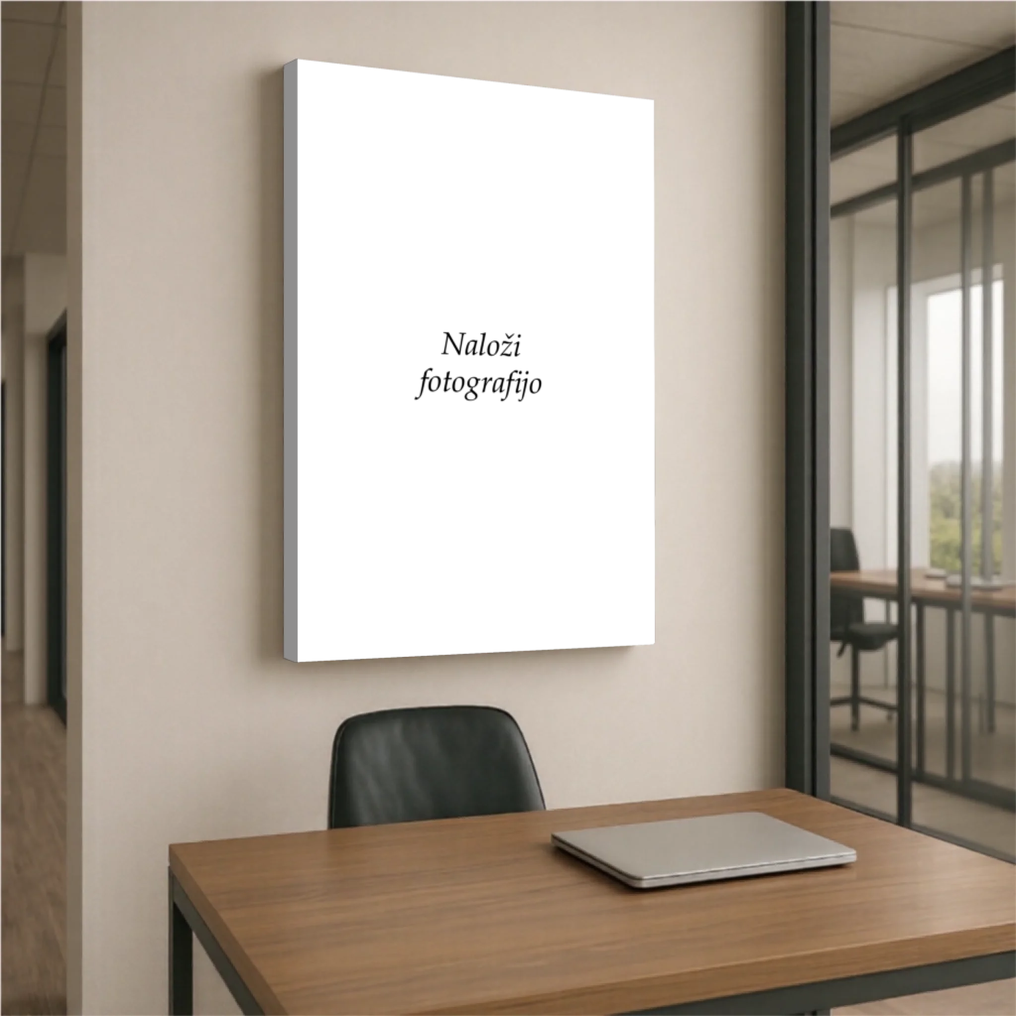 Mockup 4-6 pokončno pisarna