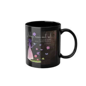 Nekoga moraš imeti rad - črna - skodelica - mockup