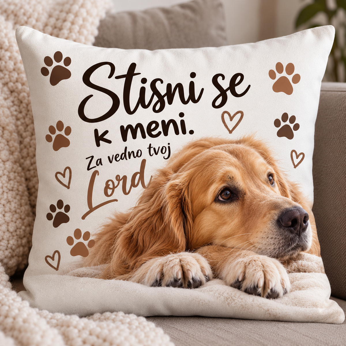 Personalizirana blazina s (tvojim) kužkom 🐶 – Stisni se k meni 🐾